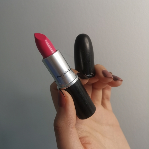 2/$25 MAC Lipstick #tsk tsk limited edition - Picture 2 of 4